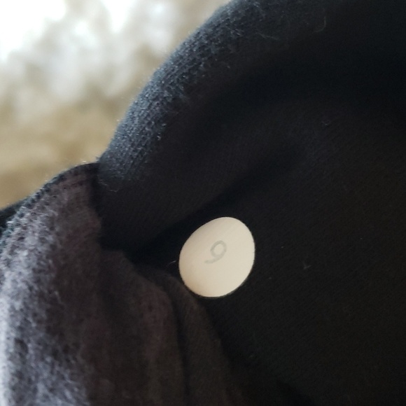 Lululemon Sweater Womens Size 6 blaxk Coast Wrap Jacket Snap Front - Picture 2 of 7